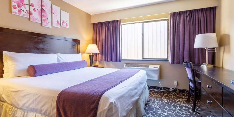 Red Garter Hotel & Casino By Red Lion Hotels West Wendover Room photo